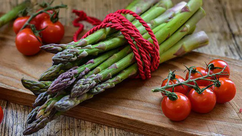 Not all food is nutritious when eaten raw. Here are 9 vegetables that are better cooked