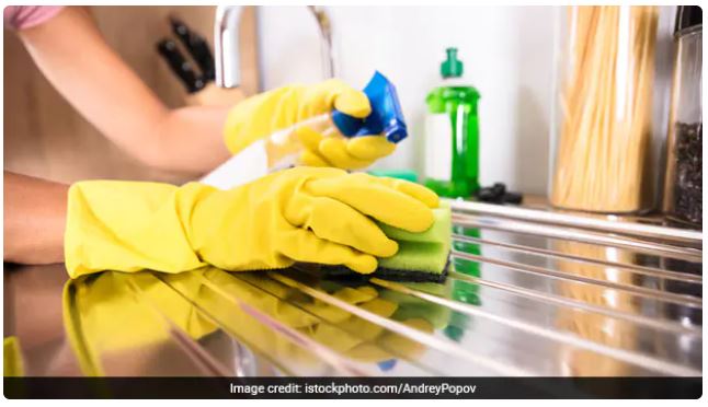 5 Expert Tips To Keep Your Kitchen Sanitized, Clean And Germ-Free